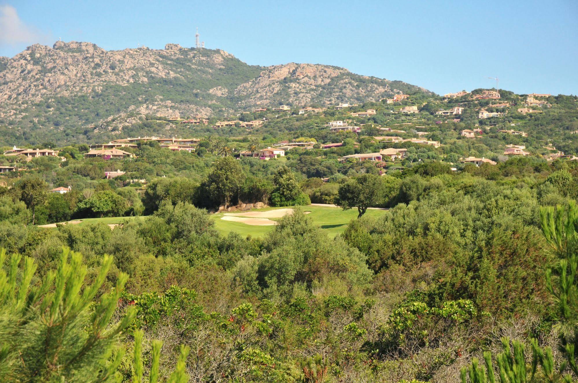 Hotel Il Piccolo Golf Porto Cervo Exterior foto