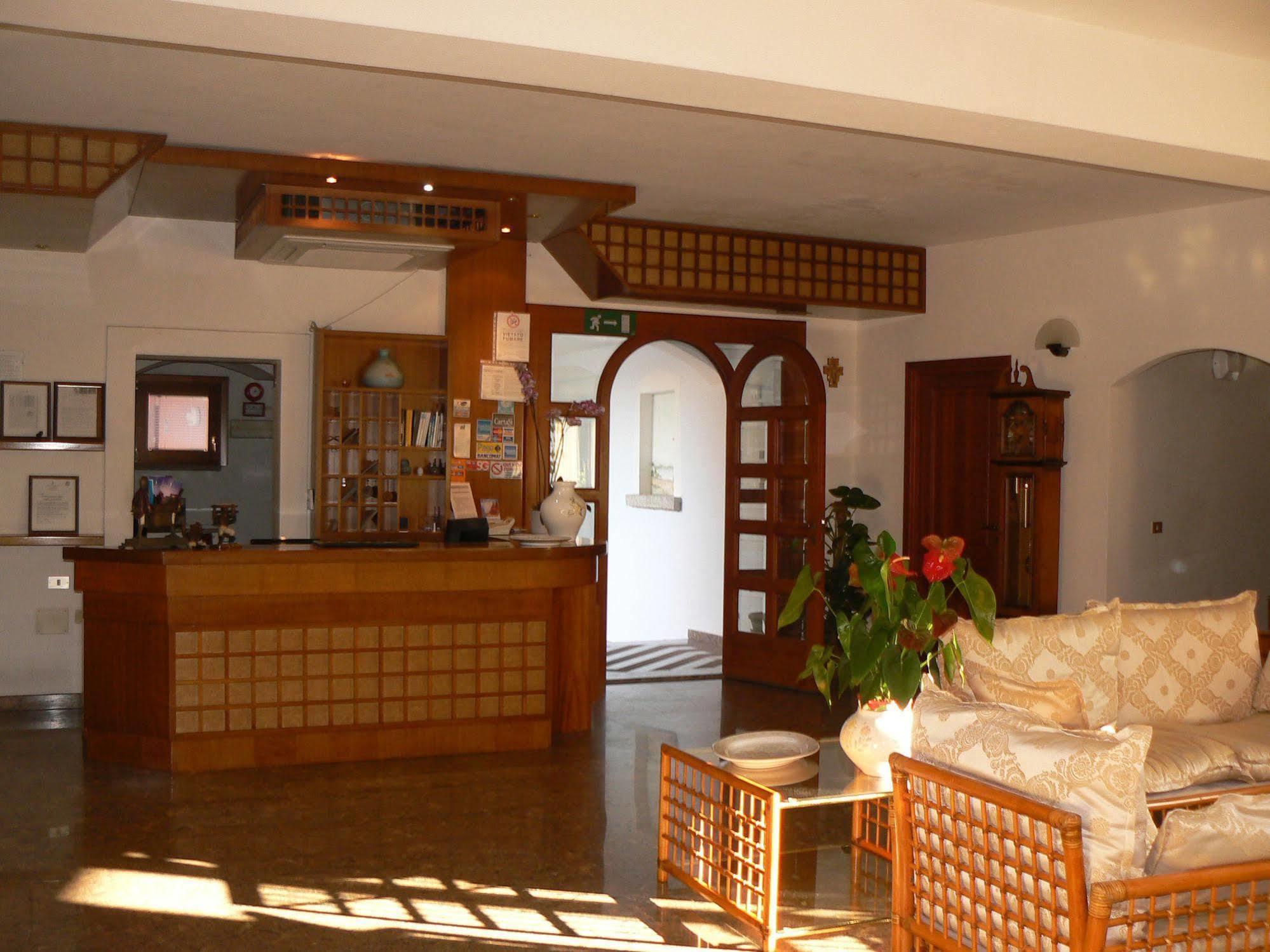 Hotel Il Piccolo Golf Porto Cervo Exterior foto